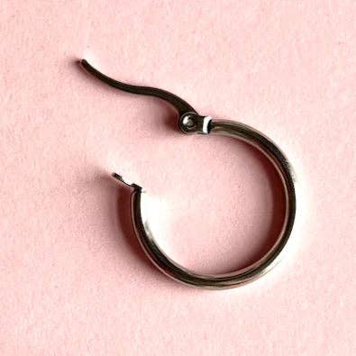 Ivy and Ginger Light pink and red leopard print small heart hoop earrings