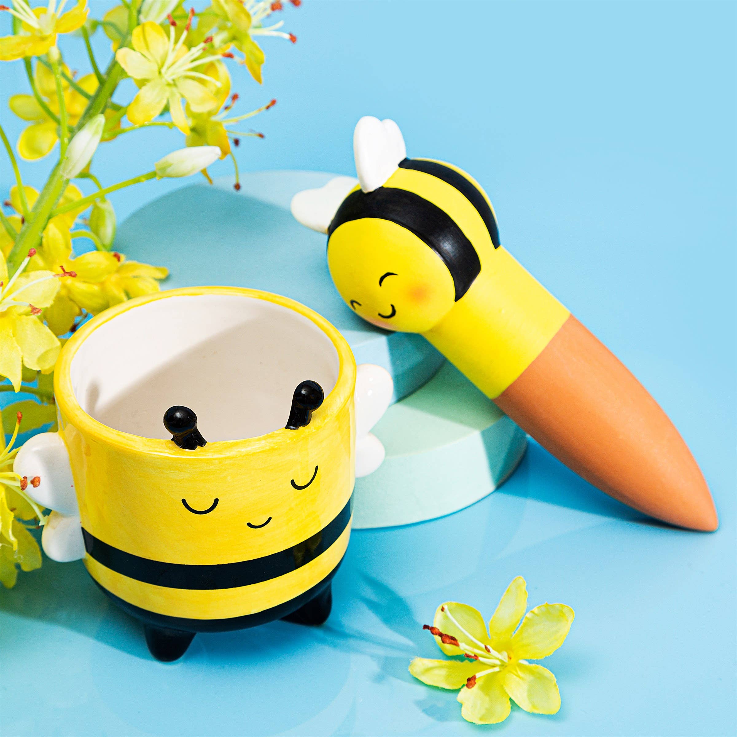 Sass and Belle Mini Bee Planter on Legs